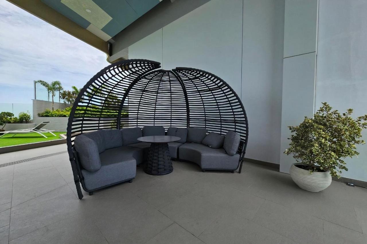 Luxury Sea View Room Beach Front Luxury Jomtien Exterior foto